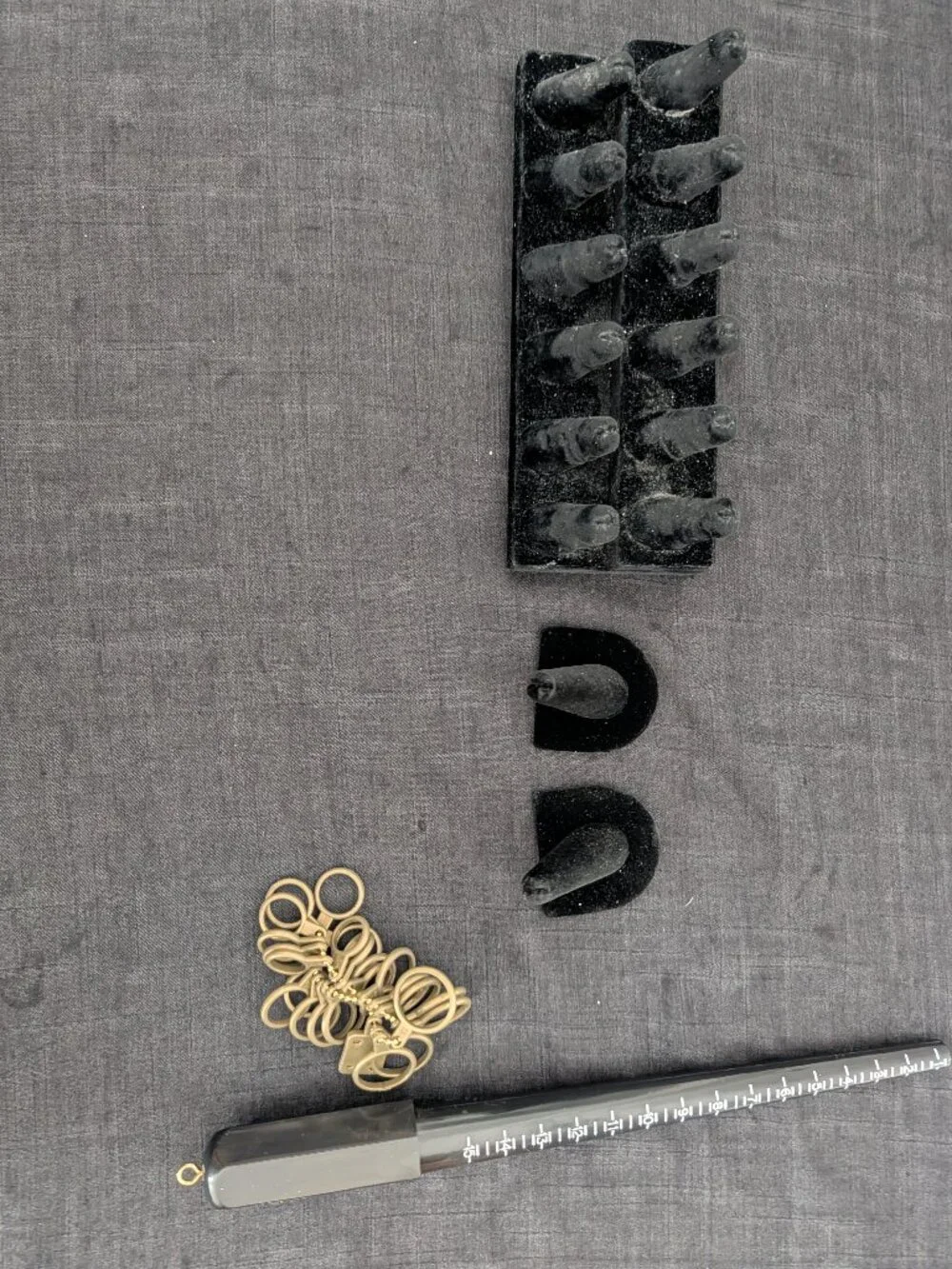 Jewelry Reseller display holder and sizer